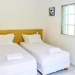 بيت للعطل View *