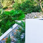 بيت للعطل View *