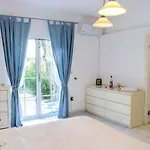 بيت للعطل View