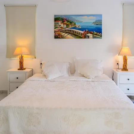 View Semesterbostad Punta